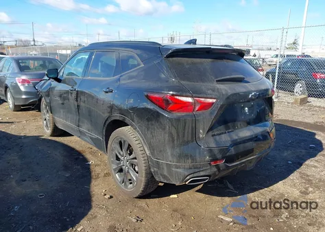 2021 Chevrolet Blazer Awd Rs z USA, uszkodzony, nr VIN 3GNKBKRS5MS536404